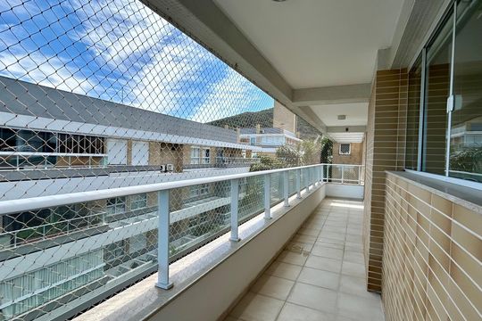 Área de Serviço de apartamento para alugar com 3 quartos, 196m² em Campeche, Florianópolis