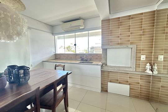 Área gourmet de apartamento para alugar com 3 quartos, 196m² em Campeche, Florianópolis