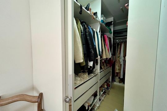 Suíte 2 - Closet  de apartamento para alugar com 3 quartos, 196m² em Campeche, Florianópolis