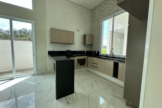 Cozinha de casa de condomínio para alugar com 4 quartos, 262m² em Jardim Julio, Barueri