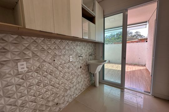 Área de Serviço de casa de condomínio para alugar com 4 quartos, 262m² em Jardim Julio, Barueri