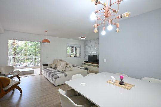 Apartamento para alugar com 3 quartos, 125m² em Jardim Vazani, São Paulo