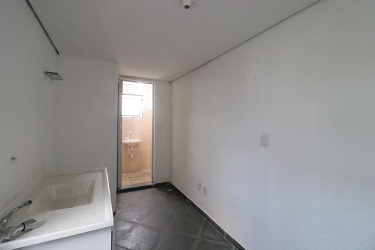 Cozinha de casa para alugar com 1 quarto, 35m² em Praça Joaniza, São Paulo