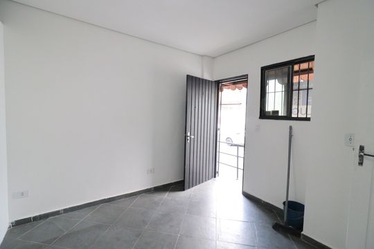 Casa para alugar com 1 quarto, 35m² em Praça Joaniza, São Paulo