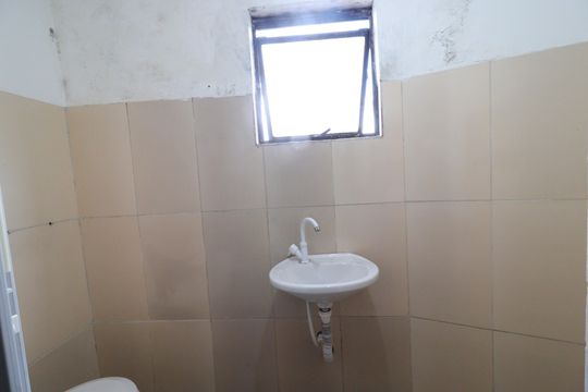 Banheiro de casa para alugar com 1 quarto, 35m² em Praça Joaniza, São Paulo