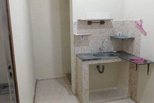 Cozinha de apartamento para alugar com 1 quarto, 40m² em Centro, Mesquita