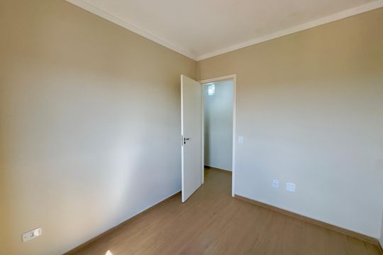 Quarto 1 de apartamento para alugar com 2 quartos, 55m² em Vila Maranduba, Guarulhos