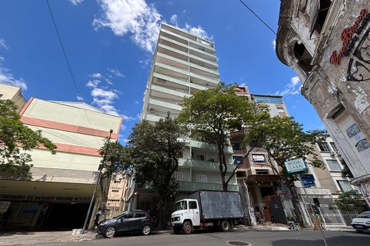 Fachada de apartamento para alugar com 1 quarto, 30m² em Centro Histórico, Porto Alegre