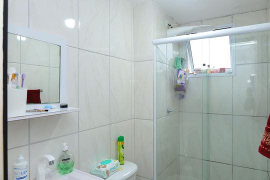 Banheiro de apartamento à venda com 2 quartos, 44m² em Jardim Sao Pedro, São Paulo