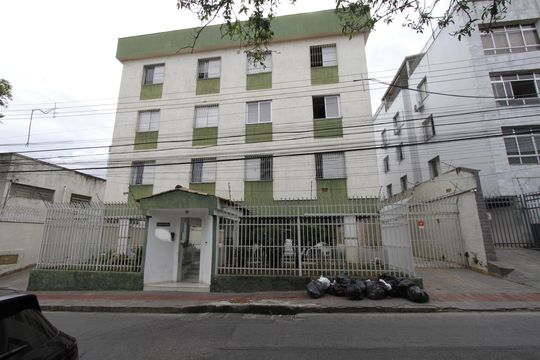 Fachada de apartamento à venda com 2 quartos, 57m² em Padre Eustáquio, Belo Horizonte