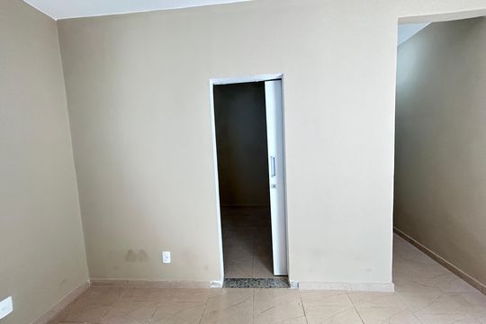 Sala de casa para alugar com 1 quarto, 35m² em Madureira, Rio de Janeiro