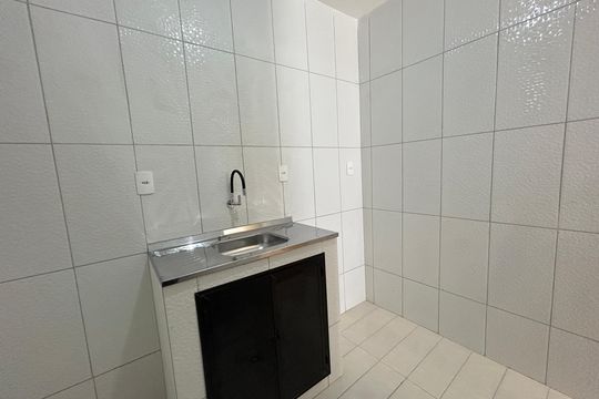 Cozinha de casa para alugar com 1 quarto, 35m² em Madureira, Rio de Janeiro