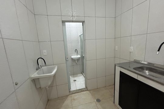 Cozinha de casa para alugar com 1 quarto, 35m² em Madureira, Rio de Janeiro