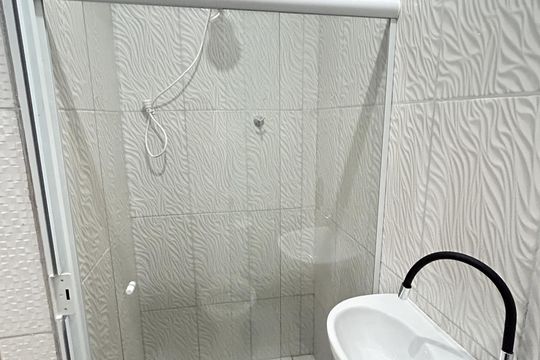 Banheiro de casa para alugar com 1 quarto, 35m² em Madureira, Rio de Janeiro