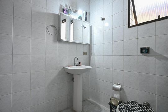 Banheiro de casa para alugar com 3 quartos, 260m² em Jardim America, Taboão da Serra