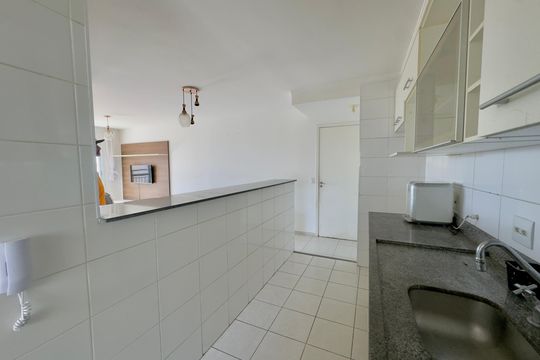 Cozinha de apartamento para alugar com 3 quartos, 71m² em Jardim Flor da Montanha, Guarulhos