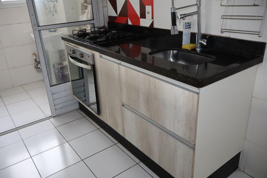 Cozinha de apartamento para alugar com 2 quartos, 63m² em Vila Antonieta, São Paulo