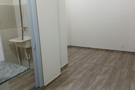 Quarto de apartamento para alugar com 1 quarto, 35m² em Centro, Mesquita
