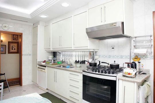 Cozinha de apartamento à venda com 3 quartos, 187m² em Bom Fim, Porto Alegre