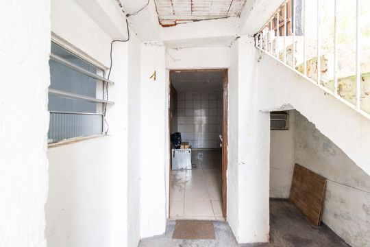 Entrada de kitnet/studio para alugar com 1 quarto, 50m² em Vila Santa Catarina, São Paulo