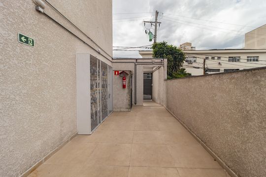 Área comum de apartamento para alugar com 2 quartos, 45m² em Vila Bertioga, São Paulo