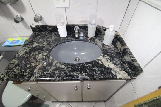 Banheiro de apartamento à venda com 3 quartos, 72m² em Vila Siqueira (zona Norte), São Paulo