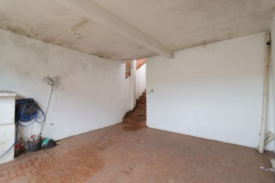 Garagem de casa à venda com 3 quartos, 125m² em Jardim Edda, São Paulo