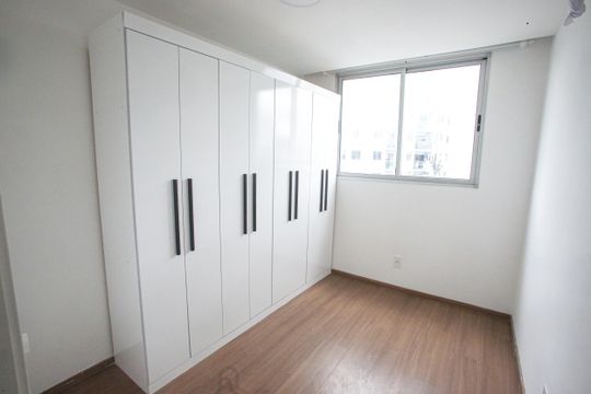 Quarto 2 de apartamento para alugar com 2 quartos, 55m² em Pechincha, Rio de Janeiro