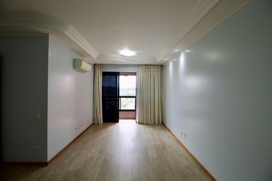 Apartamento para alugar com 3 quartos, 147m² em Bigorrilho, Curitiba