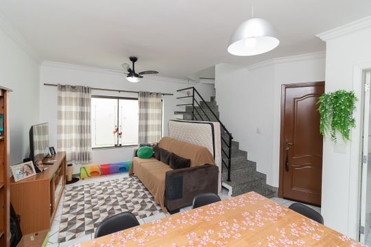 Sala de casa para alugar com 3 quartos, 110m² em Parque Independencia, São Paulo