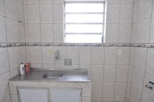 Cozinha de apartamento para alugar com 2 quartos, 85m² em Benfica, Rio de Janeiro
