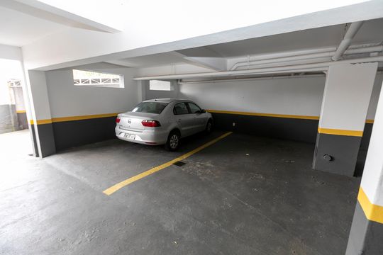 GARAGEM de apartamento à venda com 3 quartos, 85m² em Jardim Conceição, Campinas