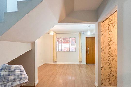 Sala de casa de condomínio para alugar com 3 quartos, 112m² em Jardim das Quatro Marias, São Bernardo do Campo