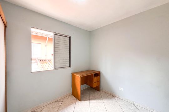 Quarto 3 de casa de condomínio para alugar com 3 quartos, 112m² em Jardim das Quatro Marias, São Bernardo do Campo