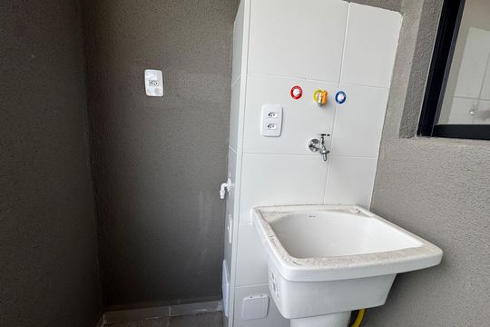 Área de Serviço de apartamento para alugar com 2 quartos, 39m² em Jaguaribe, Osasco