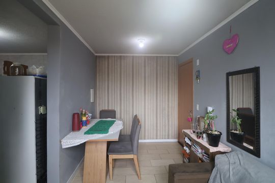 Apartamento à venda com 2 quartos, 48m² em Olaria, Canoas