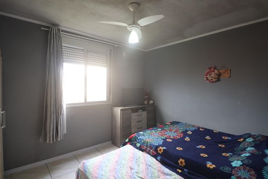 Quarto 2 de apartamento à venda com 2 quartos, 48m² em Olaria, Canoas