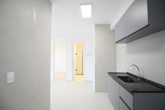Cozinha  de apartamento para alugar com 2 quartos, 40m² em Vila Andrade, São Paulo