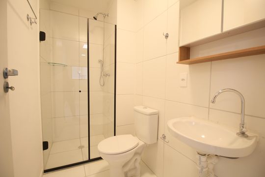 Banheiro de apartamento para alugar com 2 quartos, 40m² em Vila Andrade, São Paulo