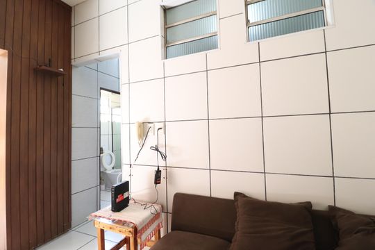 Sala de casa para alugar com 2 quartos, 60m² em Bom Jesus, Uberlândia