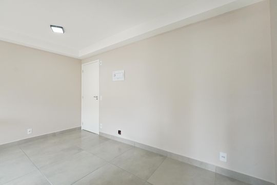 Sala de apartamento para alugar com 2 quartos, 35m² em Cambuci, São Paulo