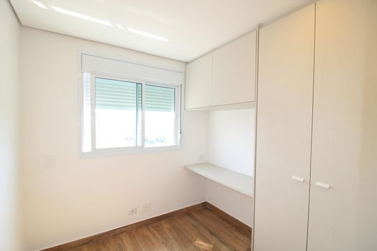 Quarto 2 de apartamento para alugar com 2 quartos, 55m² em Santa Teresinha, São Paulo