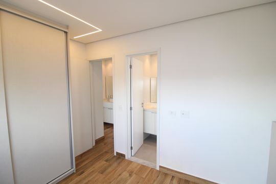 Quarto 1 de apartamento para alugar com 2 quartos, 55m² em Santa Teresinha, São Paulo