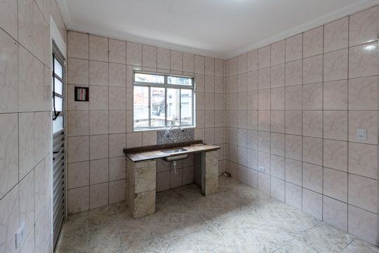 Cozinha de casa para alugar com 3 quartos, 50m² em Vila Bremen, Guarulhos