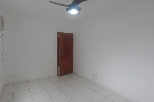 Sala de apartamento para alugar com 2 quartos, 72m² em Aparecida, Santos