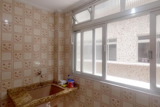 Área de Serviço de apartamento para alugar com 2 quartos, 72m² em Aparecida, Santos