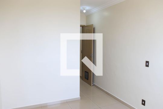 Suíte de apartamento à venda com 3 quartos, 76m² em Setor Goiânia 2, Goiânia