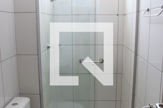 Banheiro de apartamento à venda com 3 quartos, 76m² em Setor Goiânia 2, Goiânia
