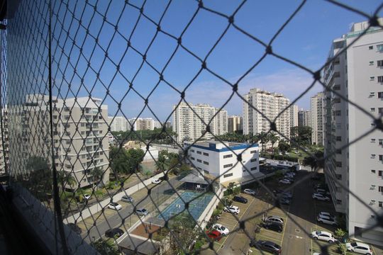 Sala - Vista de apartamento à venda com 2 quartos, 69m² em Barra Olímpica, Rio de Janeiro
