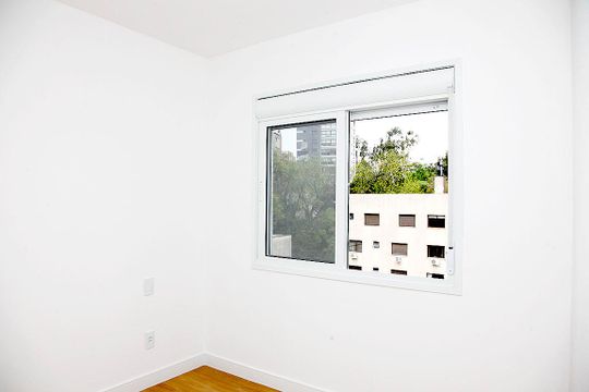 Quarto 1 Suíte de apartamento para alugar com 2 quartos, 63m² em Auxiliadora, Porto Alegre